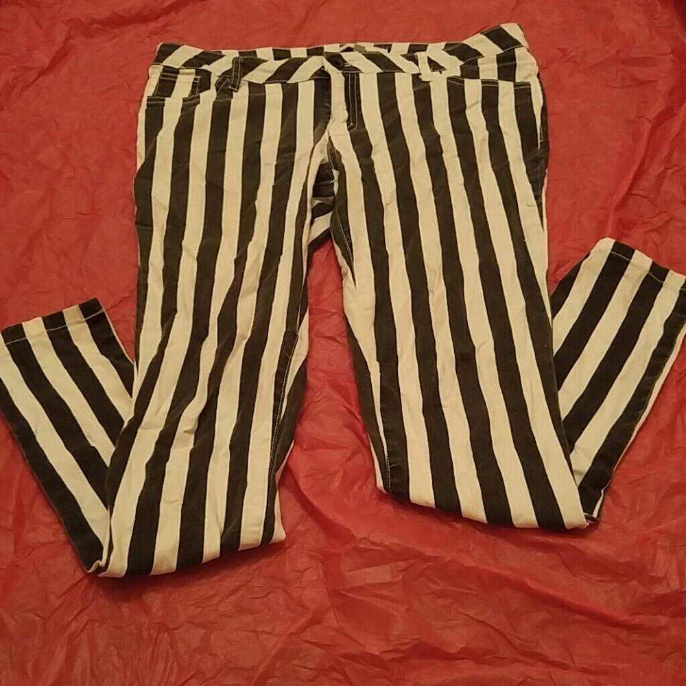 COPY - Black & White Striped Skinny Jeans